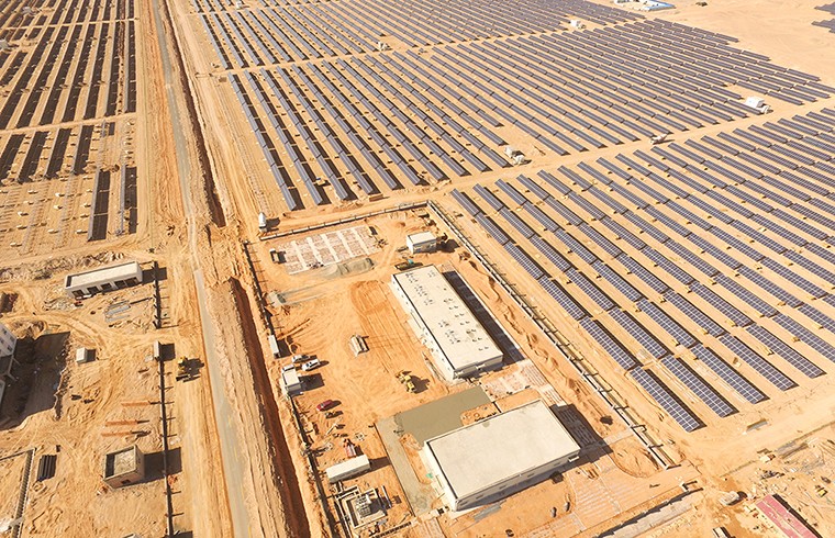 荣信哈密东南部山口50MW光伏项目